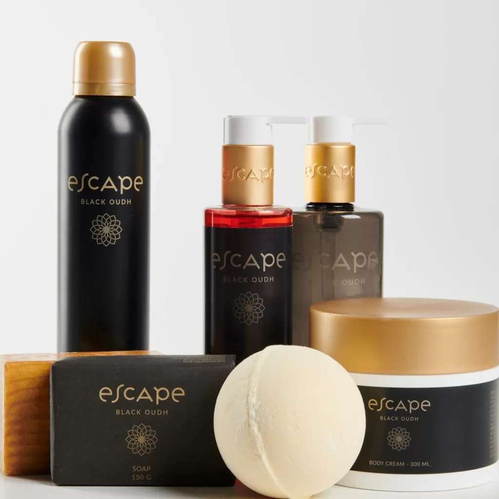 Store ESCAPE BLACK OUDH Espuma De Ducha En Botella Negro Negro Tratamiento Corporal